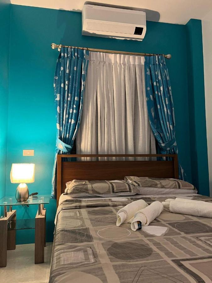 Resort Alona Whitehouses 4*